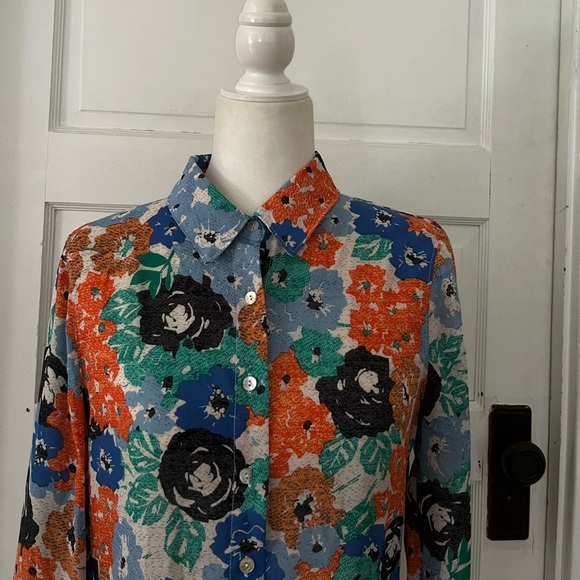 Harlyn | Floral Button Up - Picture 2 of 7